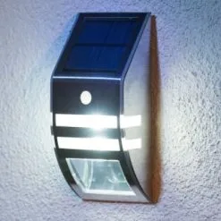 Mason & Jones - Solar Specialists 2-in-1 Solar Powered PIR Sensor Wall Light